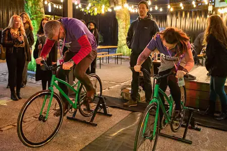 Bicicleta Energía LED - Dediversia Barcelona