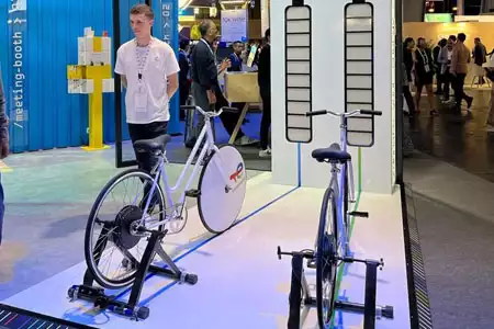 Bicicleta Energía LED - Dediversia Barcelona