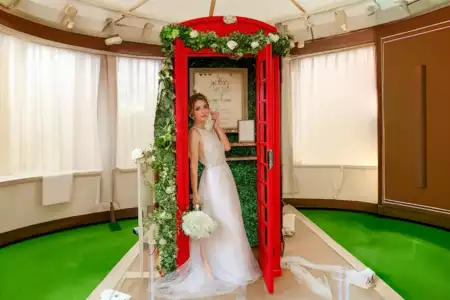 Cabina Telefónica Audiolibro - Dediversia Barcelona