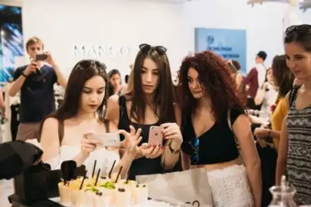 Coctelería para Eventos - Dediversia Barcelona