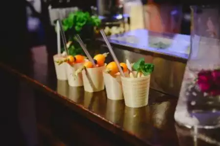 Coctelería para Eventos - Dediversia Barcelona