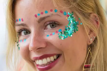 Pintacaras con Purpurina - Dediversia Barcelona