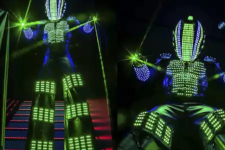 Zancudos Robots LED - Dediversia Barcelona