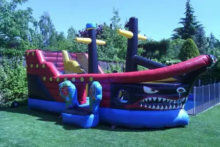 Hinchables de Alquiler - Dediversia Barcelona