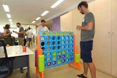 Conecta 4 Gigante - Dediversia Barcelona
