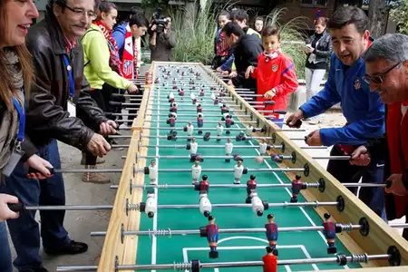 Super Futbolín Gigante - Dediversia Barcelona