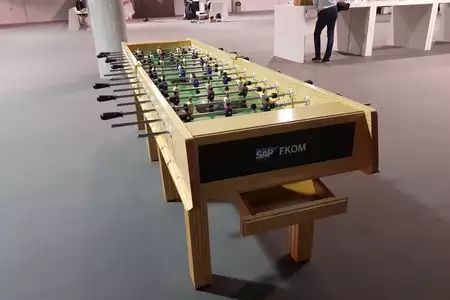 Super Futbolín Gigante - Dediversia Barcelona