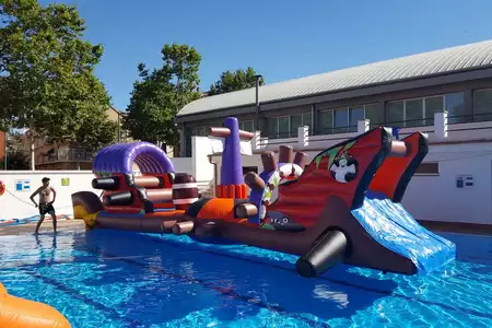 Hinchables para Piscinas - Dediversia Barcelona