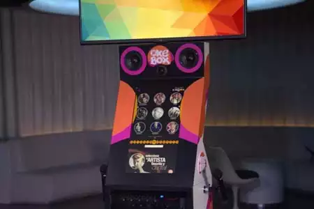 Karaoke Profesional - Dediversia Barcelona