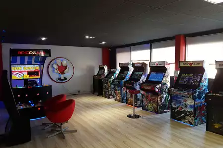 Máquinas Arcade - Dediversia Barcelona