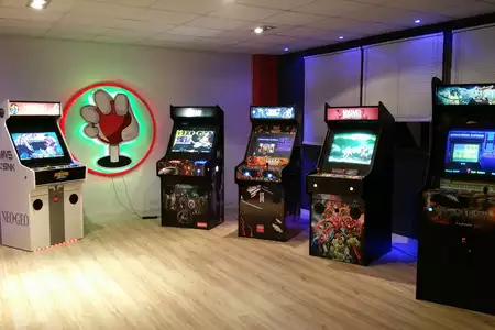 Máquinas Arcade - Dediversia Barcelona