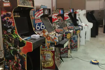 Máquinas Arcade - Dediversia Barcelona