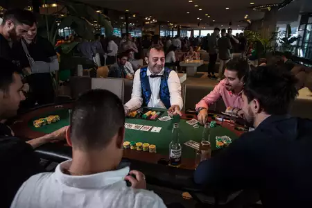 Mesa de Poker - Dediversia Barcelona