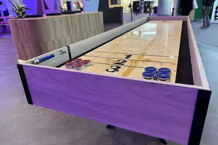 Mesa Shuffleboard - Dediversia Barcelona