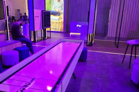 Mesa Shuffleboard - Dediversia Barcelona