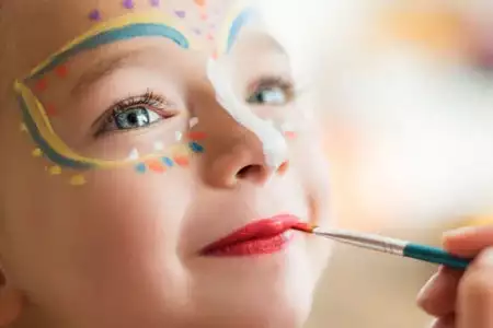 Taller de Pintacaras - Dediversia Barcelona